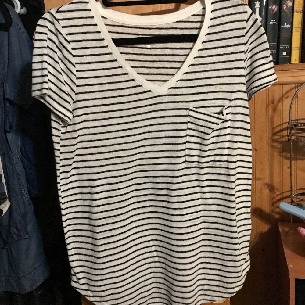 striped t-shirt with breast pocket